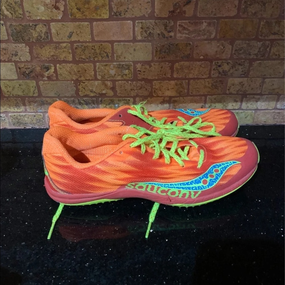 track spikes